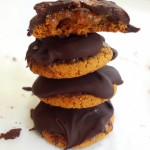 Date Caramel Crunch Cookies