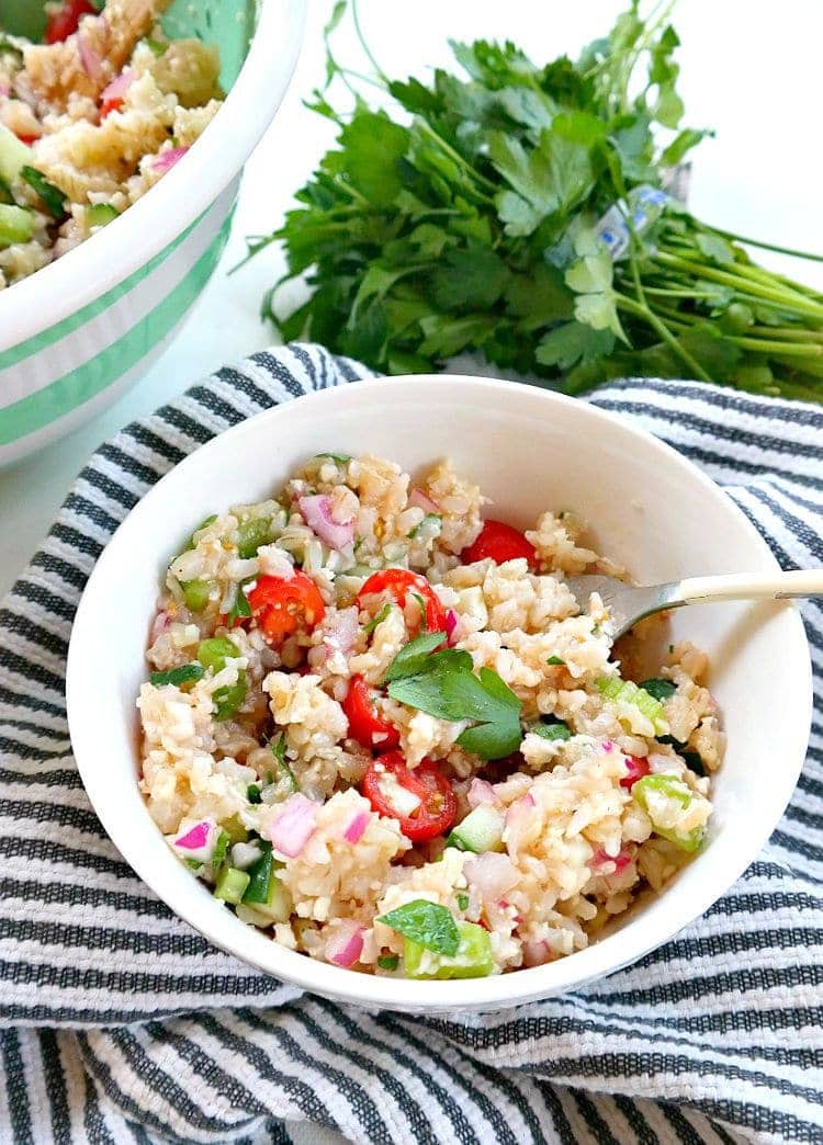 Cleansing Tabbouleh Salad - made gluten free and vegan with low-fat cleansing nutrients and ready in 30 minutes. Super easy, oil-free, healthy and vibrantly flavored! From The Glowing Fridge