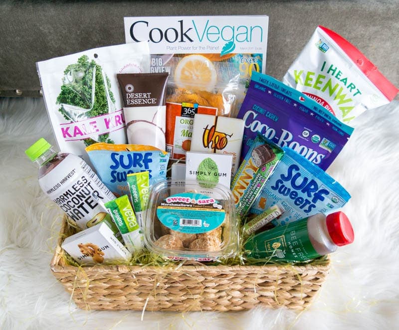 Vegan Easter Basket Ideas. Filled with goodies like vegan candy, chocolate, savory snacks and easter treats, along with beauty finds, vegan reads & "eggs"!