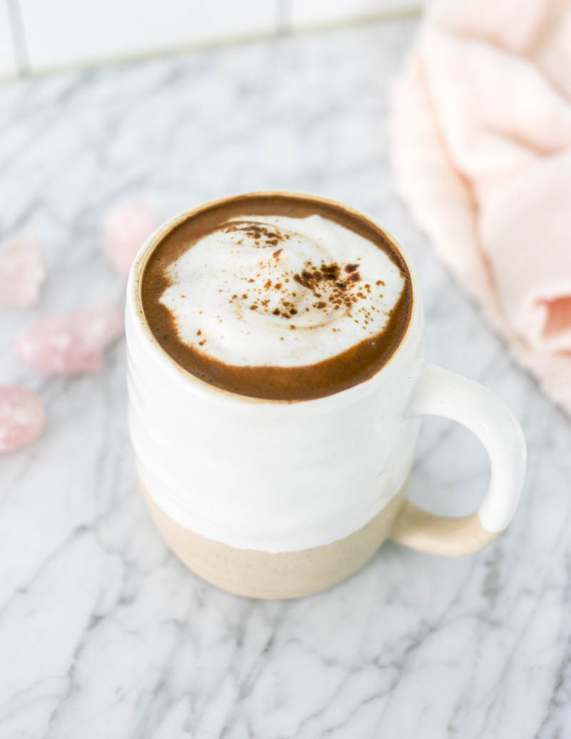 Anti-Anxiety, Caffeine-Free Latte. When more coffee isn't the answer, but you are craving it like crazy! Make this sugar-free coffee replacement drink instead #caffeinefree #latte #adaptogenic #antianxiety